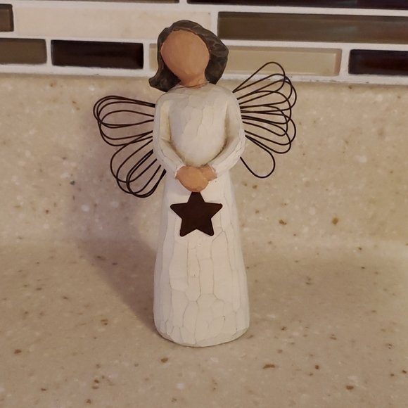 Willow tree Angel of Light figurine